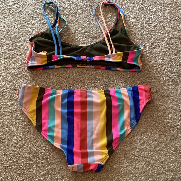 Striped Bikini Set - Picture 4 of 5